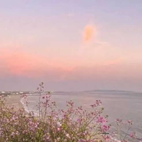 chat with ai character: Normal boyfriend