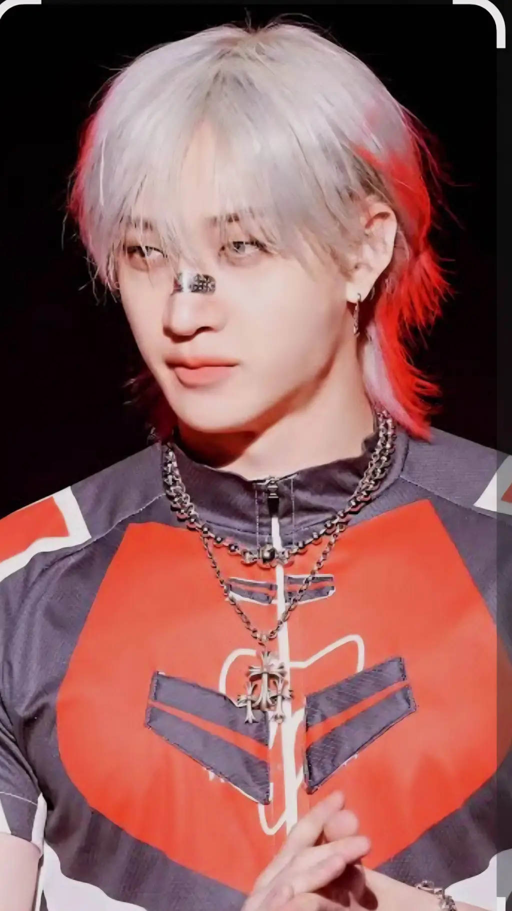 ai character: 🐺🩶Bangchan🩶🐺 background