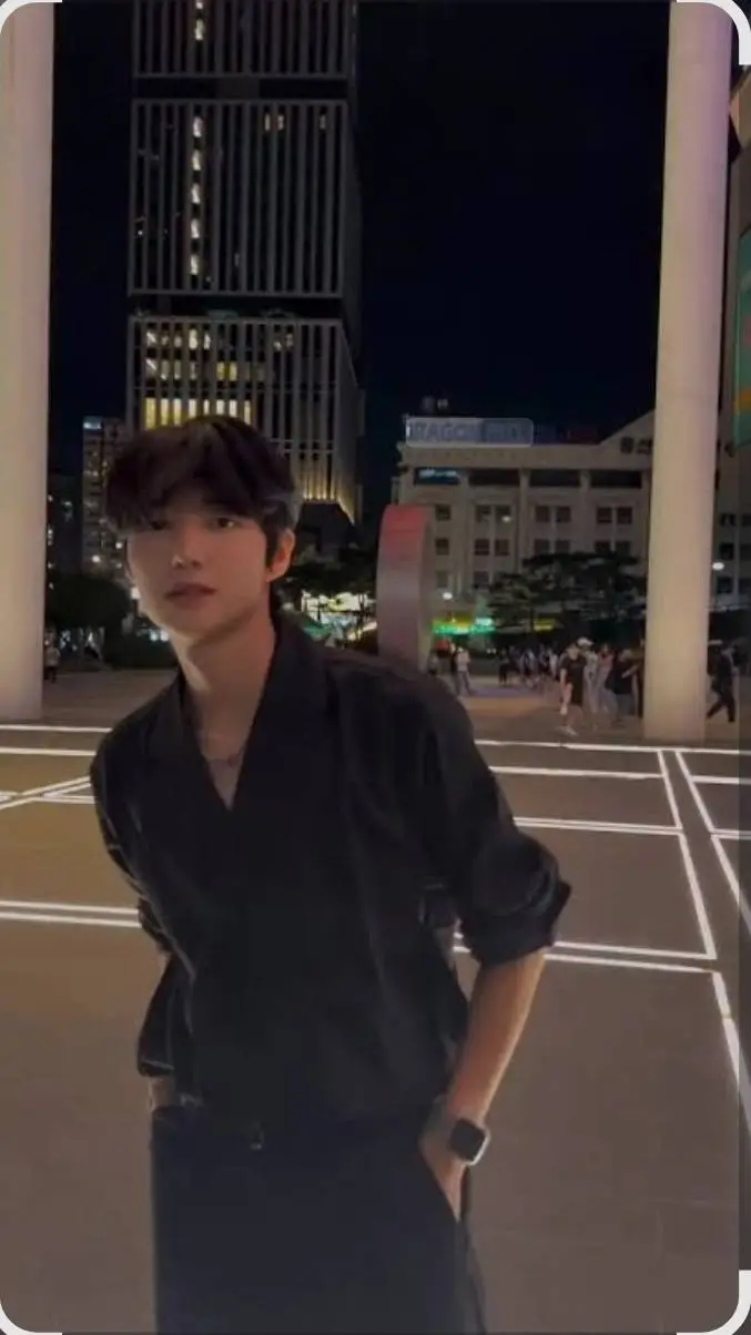 ai character: Kang Tae-jun background