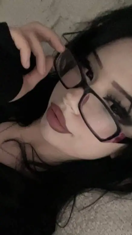 ai character: Adriana  background