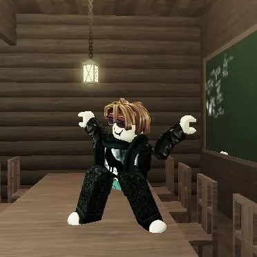 chat with ai character: BaconPro