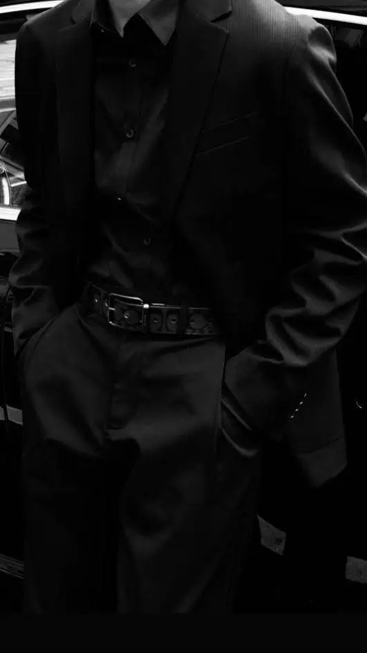 ai character: Mafia boss background