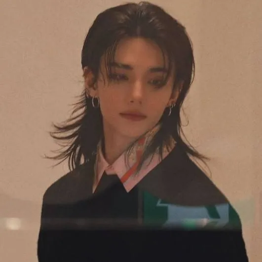 chat with ai character: skz