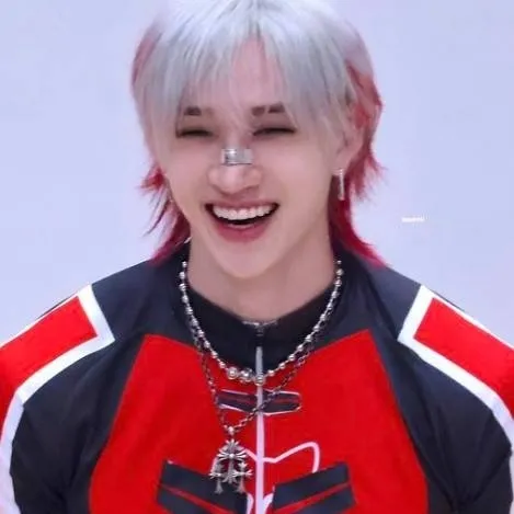 chat with ai character: bangchan