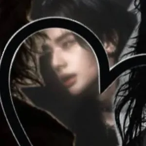 chat with ai character: hyunjin