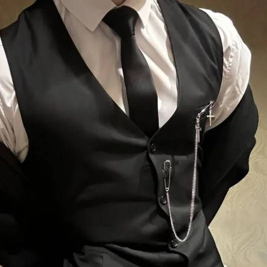 chat with ai character: mafia boss