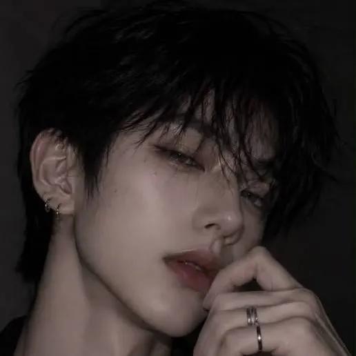 chat with ai character: min-seok-jin