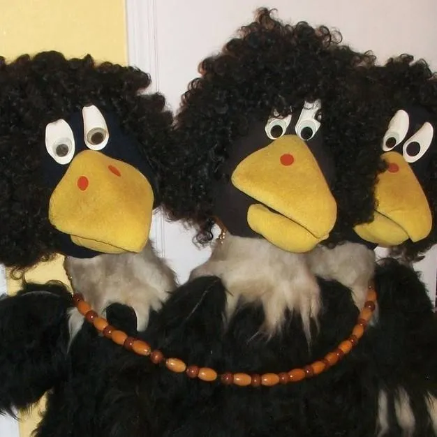 chat with ai character: The warblettes