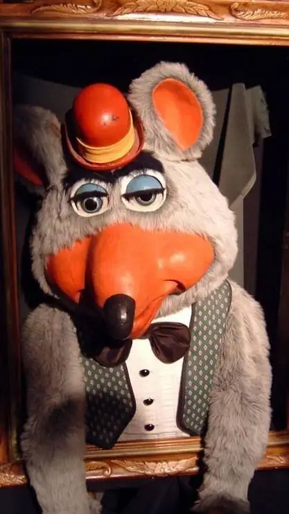 ai character: Chuck e cheese's background