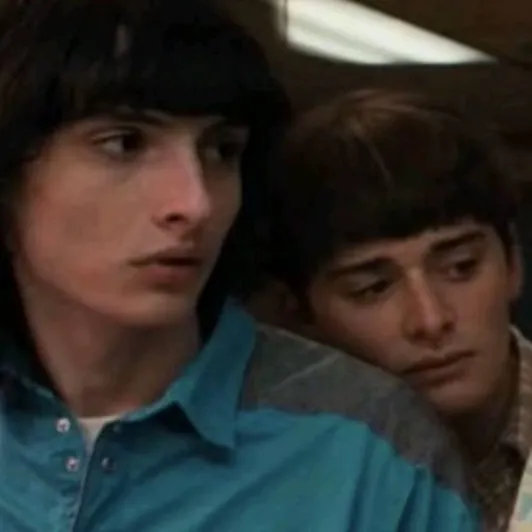 chat with ai character: will and Mike 