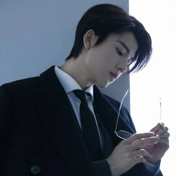 chat with ai character: Jake 