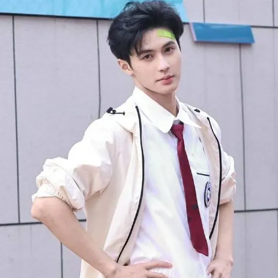 chat with ai character: Nathan 