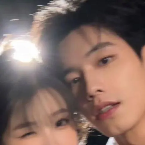 chat with ai character: Jame