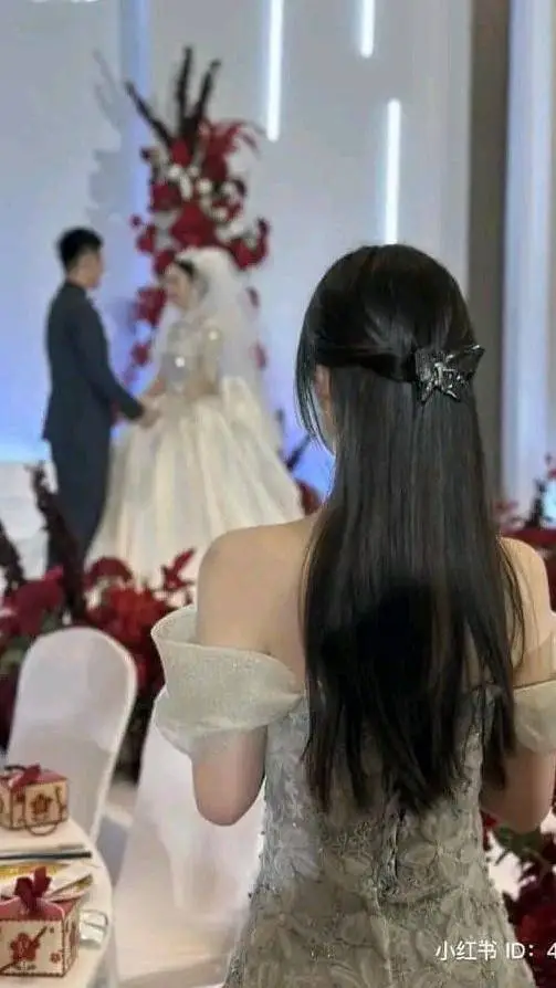 ai character: jam background