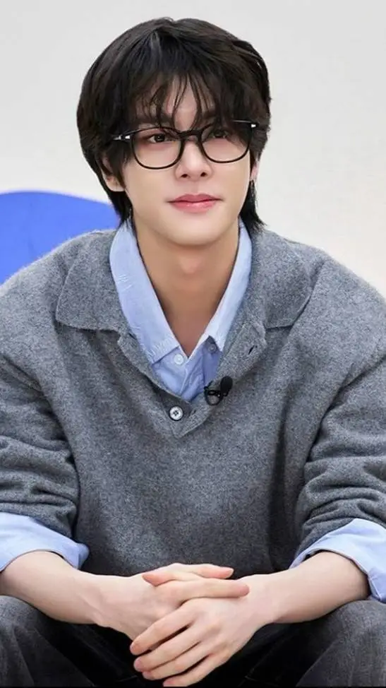 ai character: JAKE | "Oye Nerd" background