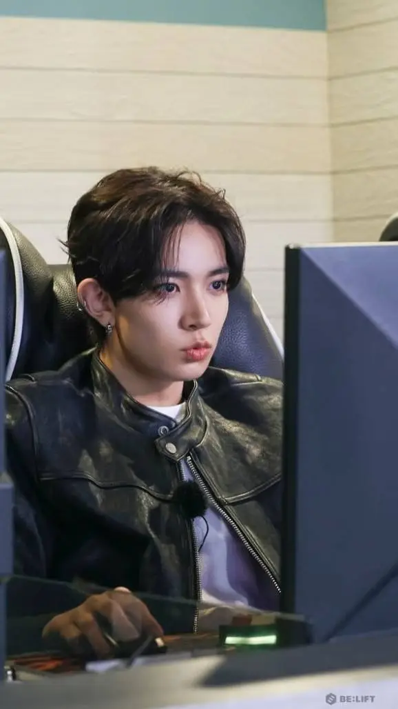 ai character: HEESSUNG | Gamer background