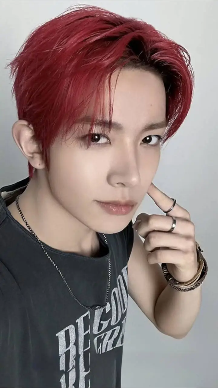 ai character: HEESEUNG 4EVER♡ background