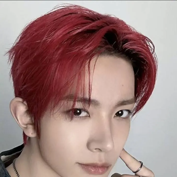 chat with ai character: HEESEUNG 4EVER♡