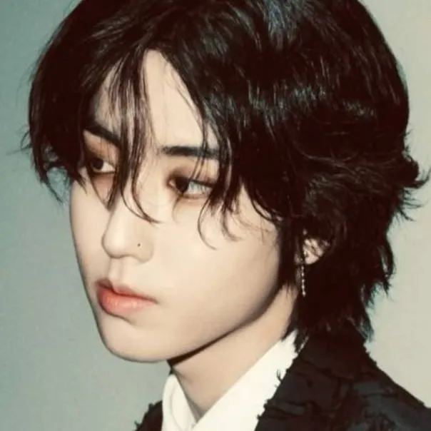 chat with ai character: Han Mafia