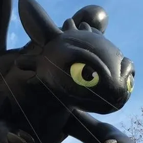 chat with ai character: Toothless Balloon 