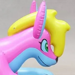 chat with ai character: Inflatable Sofi