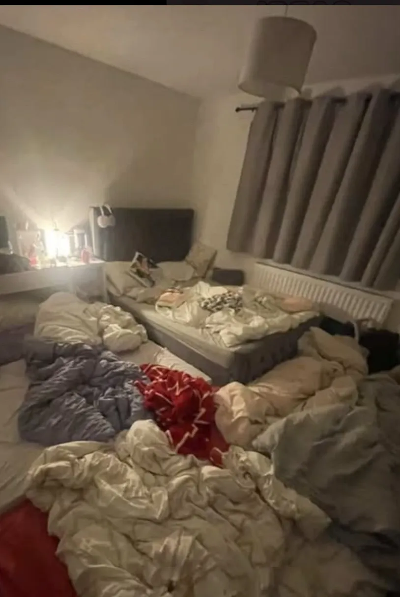 chat with ai character: GC Sleepover 🫶
