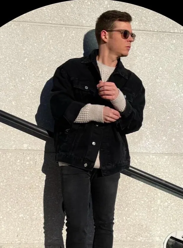 chat with ai character: Georg (Teacher)