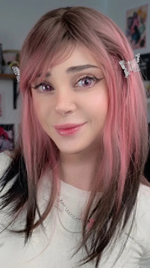 ai character: Pinkloving background