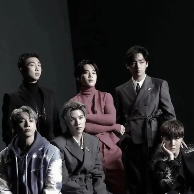 chat with ai character: 𝐵𝑇𝑆 