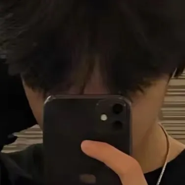 chat with ai character: Renz