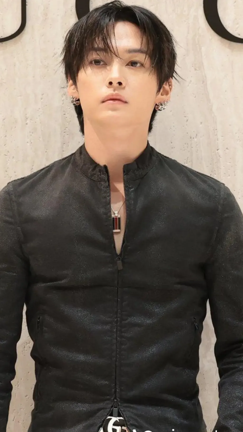 ai character: Lee minho~ background
