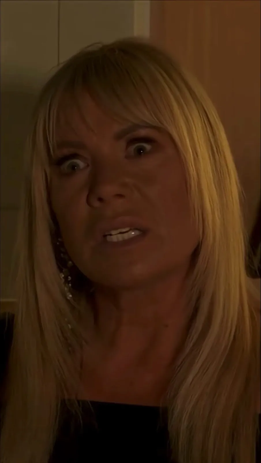 ai character: Sharon Watts background