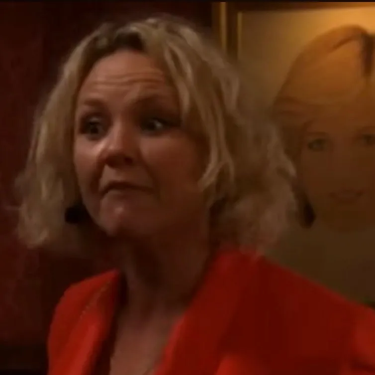 chat with ai character: Janine Butcher