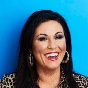 chat with ai character: Jessie Wallace