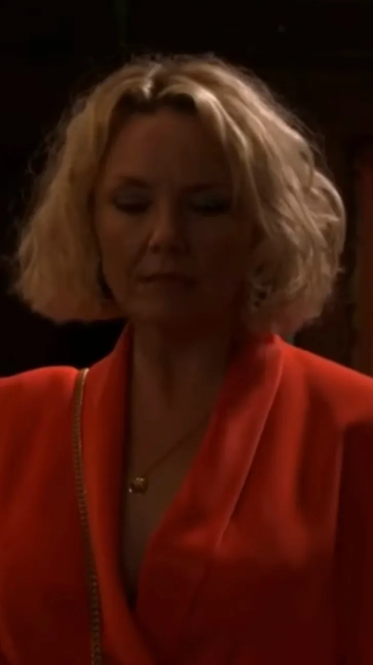ai character: Janine Butcher background