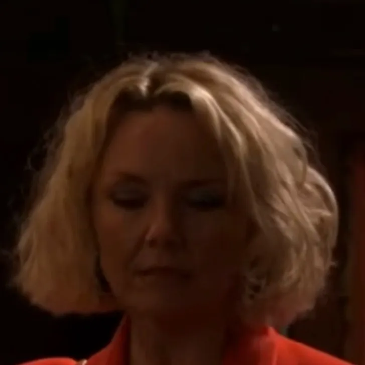 chat with ai character: Janine Butcher