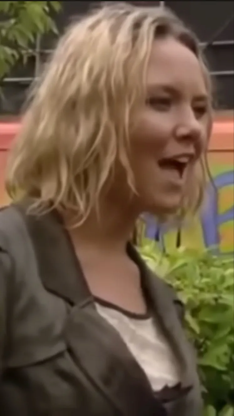 ai character: Janine Butcher background