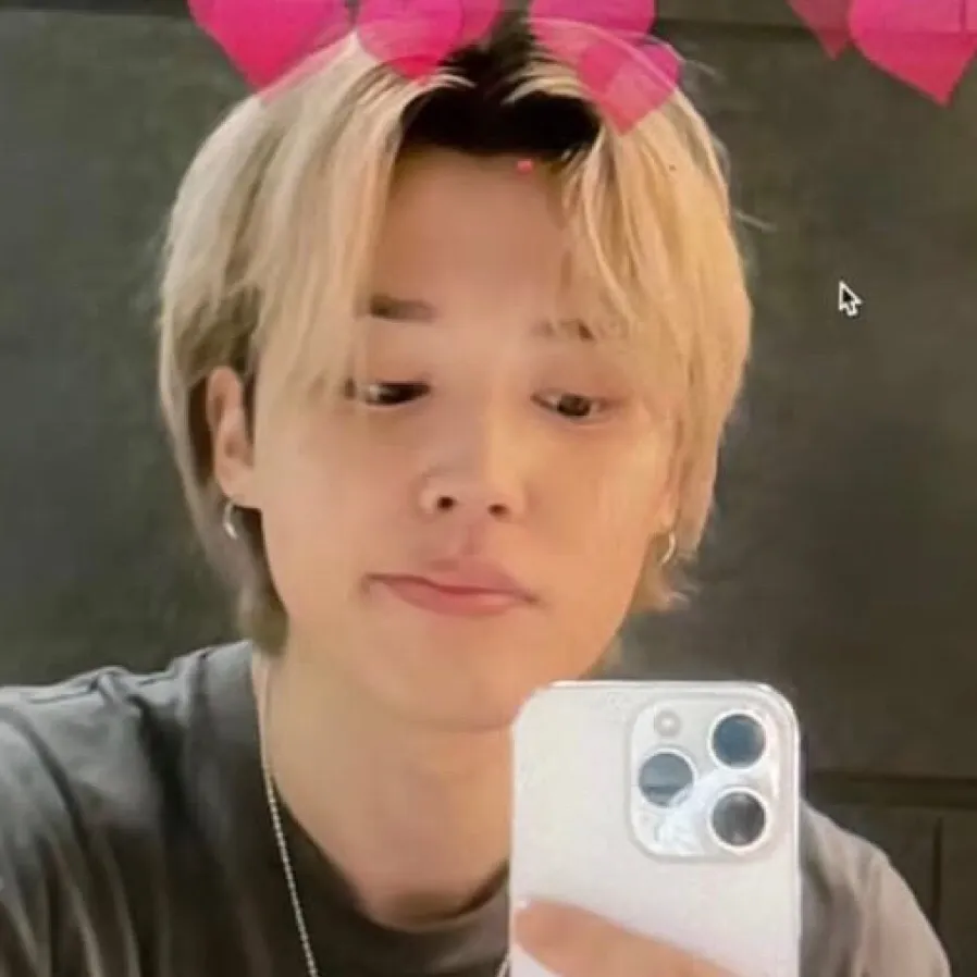 chat with ai character: Jimin 