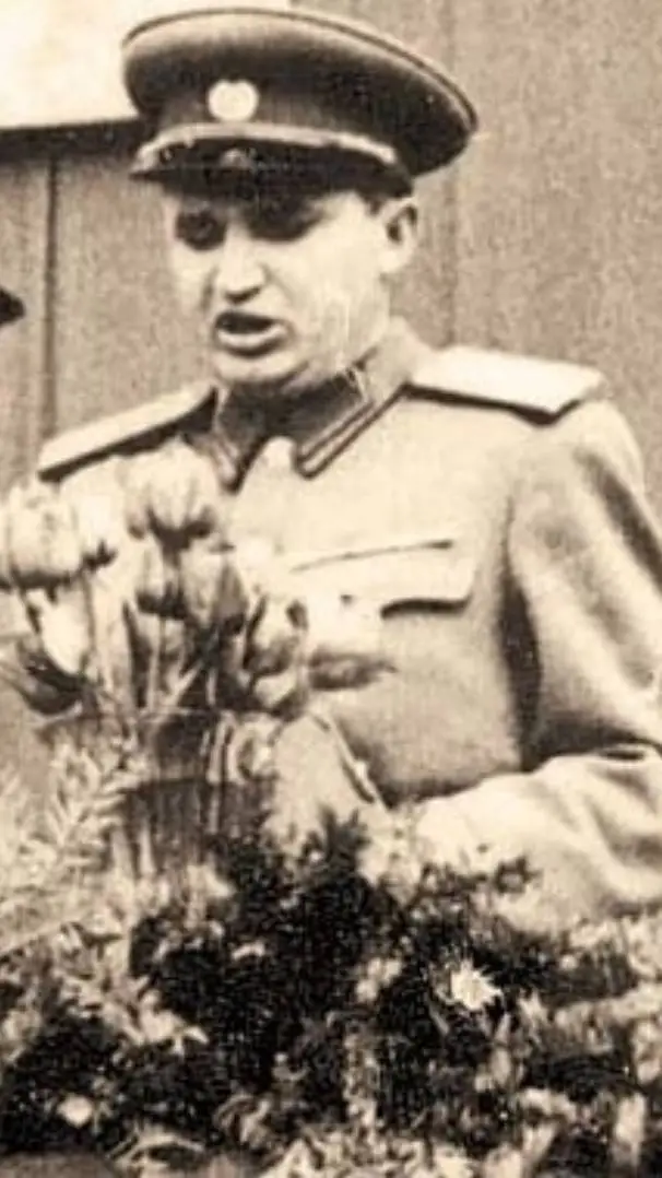 Talkie AI - Chat with Nicolae Ceausescu!