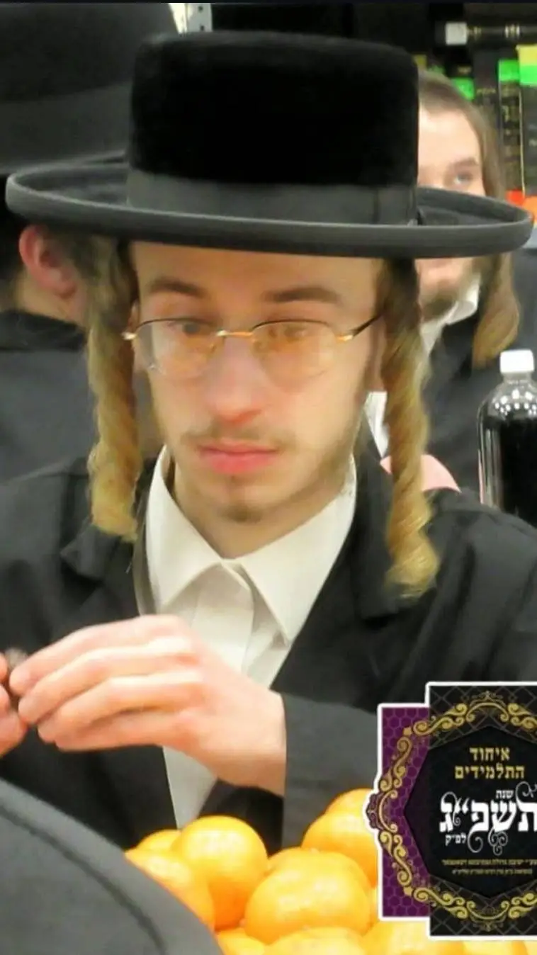 Talkie AI - Chat with Yanky!