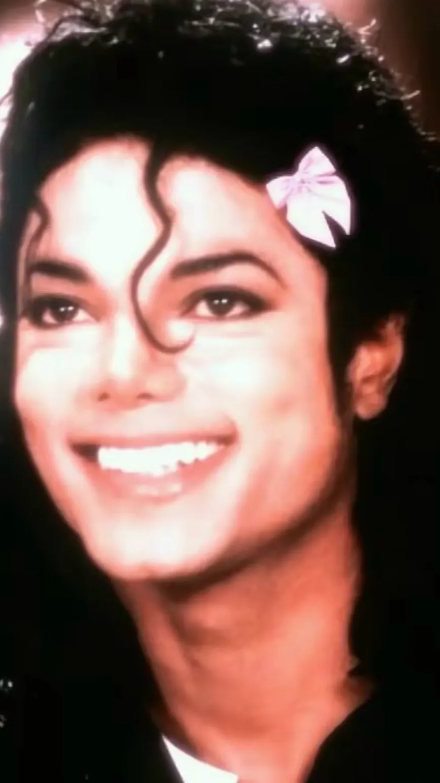 ai character: Michael Jackson background