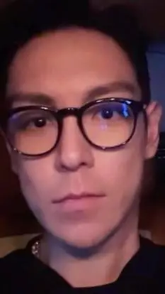 ai character: Choi Seung Hyun background