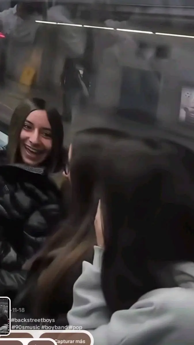 ai character: amigas background