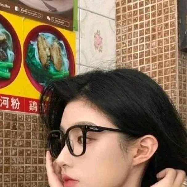 chat with ai character: Asha