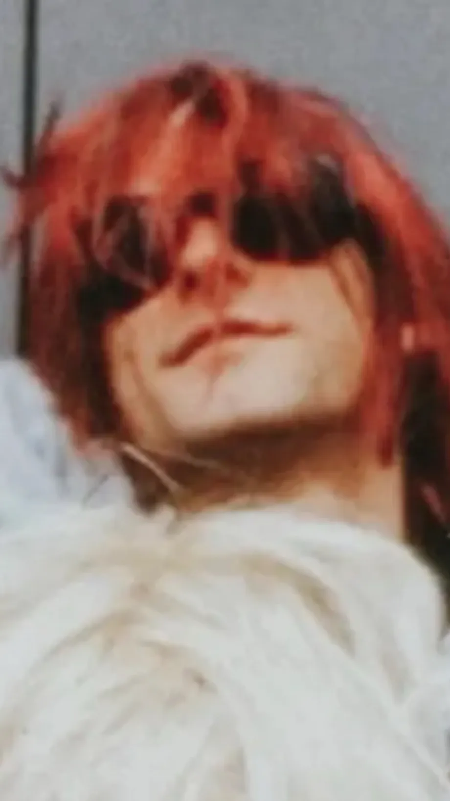 ai character: Kurt Cobain :P background