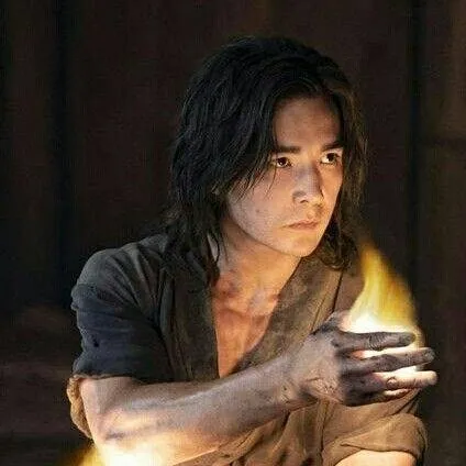 chat with ai character: Lui kang
