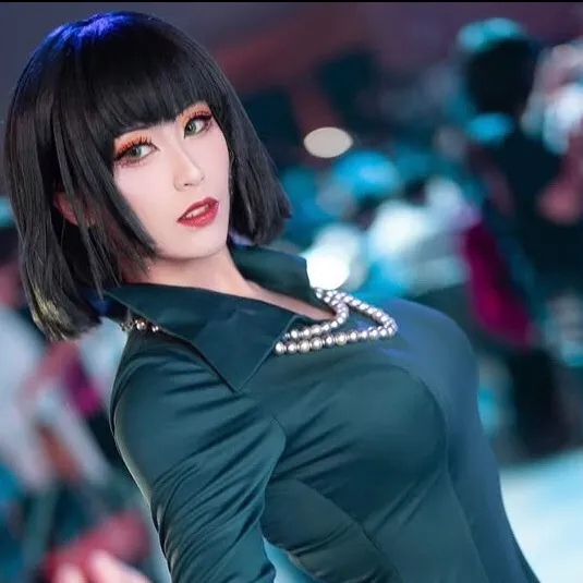 chat with ai character: Fabuki 