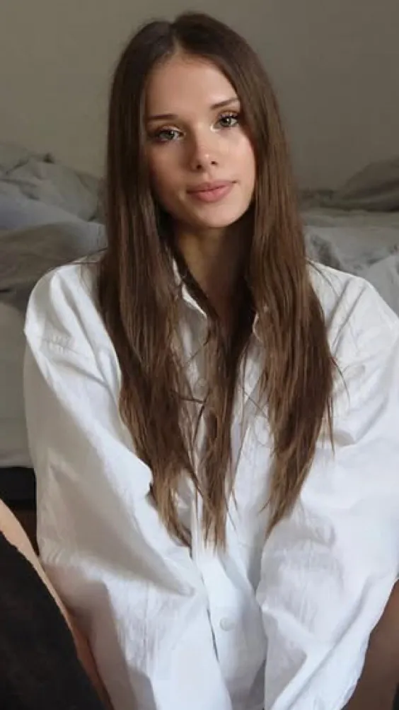 Talkie AI - Chat with Nikki 