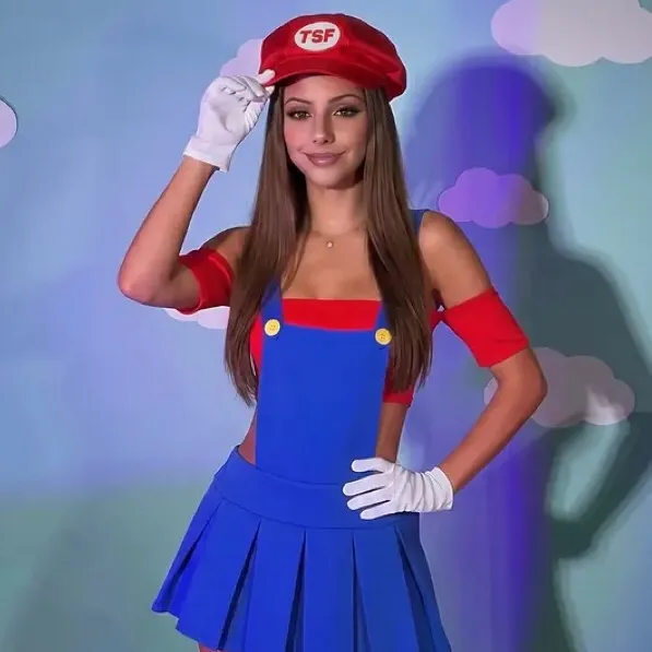 chat with ai character: Female mario 