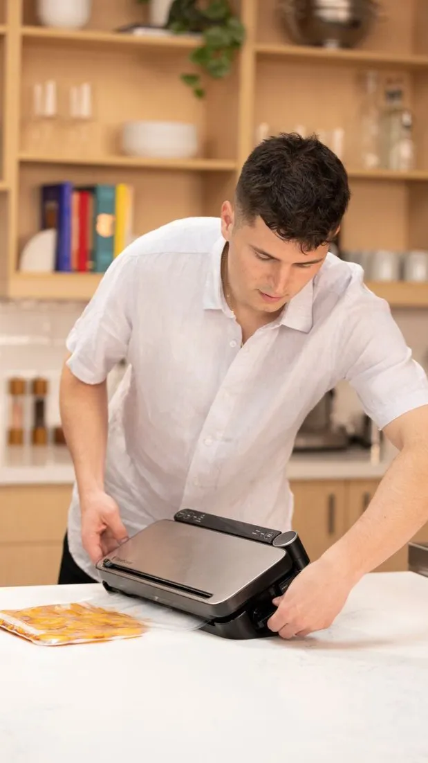 ai character: ‘Chef’ Nick background